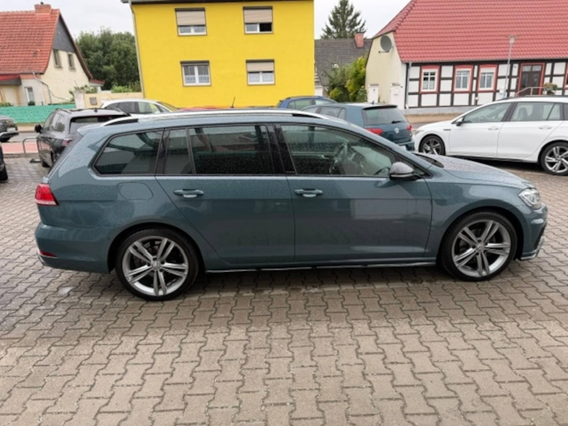 Volkswagen Golf Variant IQ.DRIVE