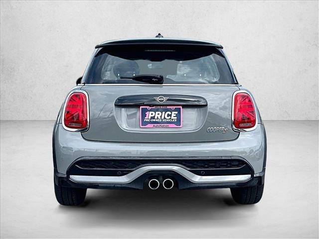 2022 MINI