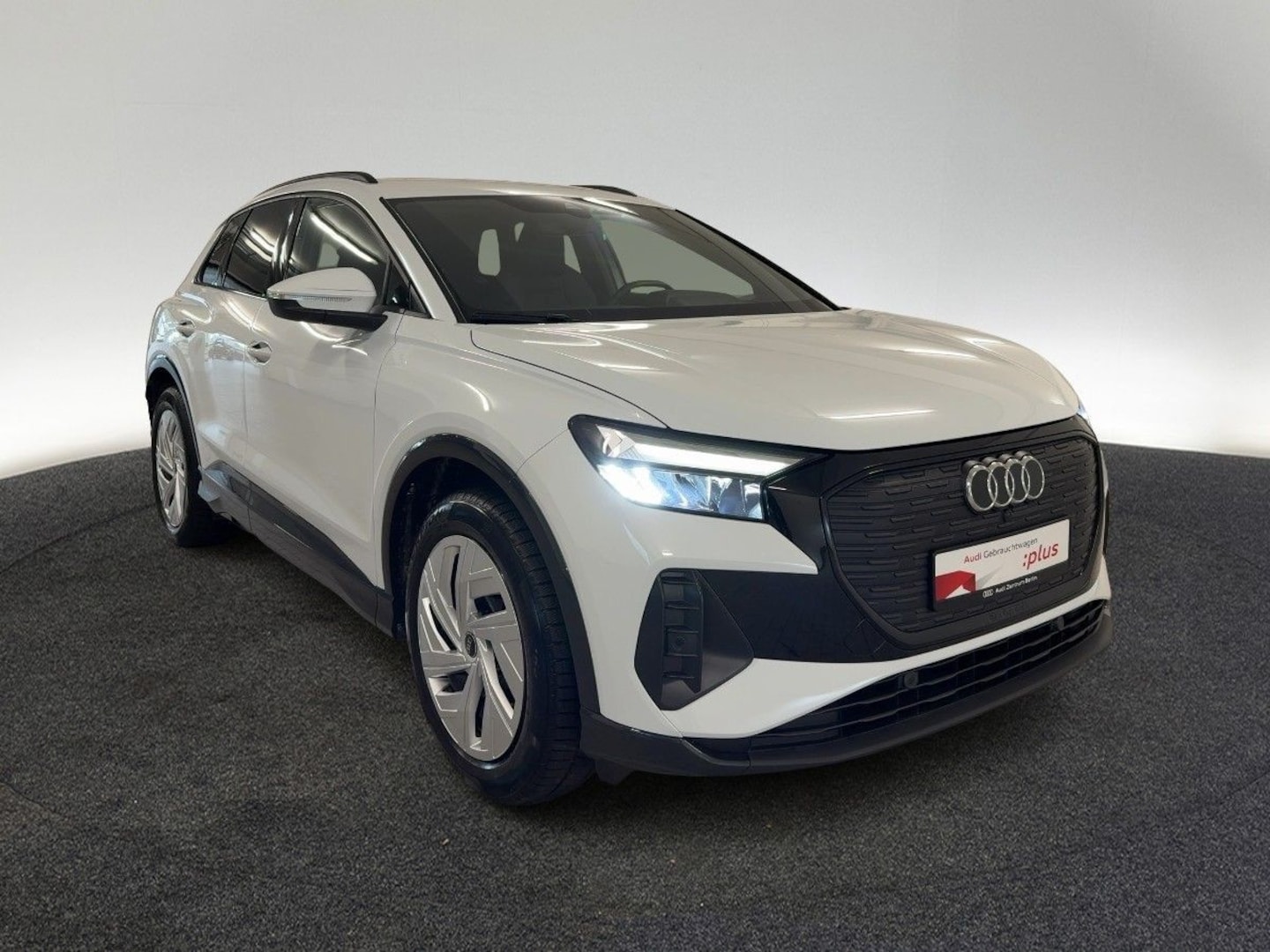Bild über Audi Q4 e-tron 40 e-tron - für weitere Informationen kontaktieren Sie den Audi Partner