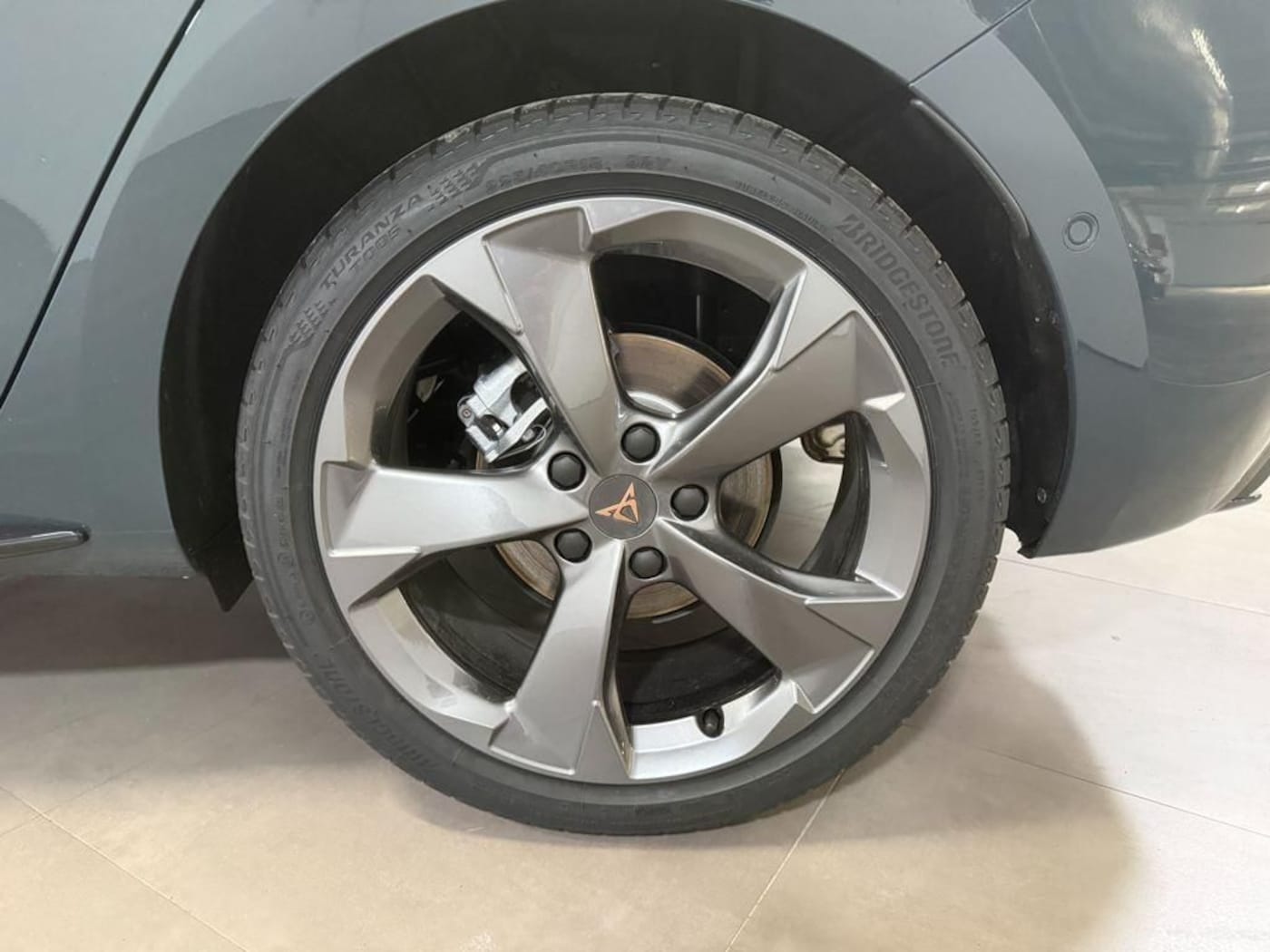 CUPRA Leon León 1.5 eTSI DSG 110 kW (150 CV) — photo 8