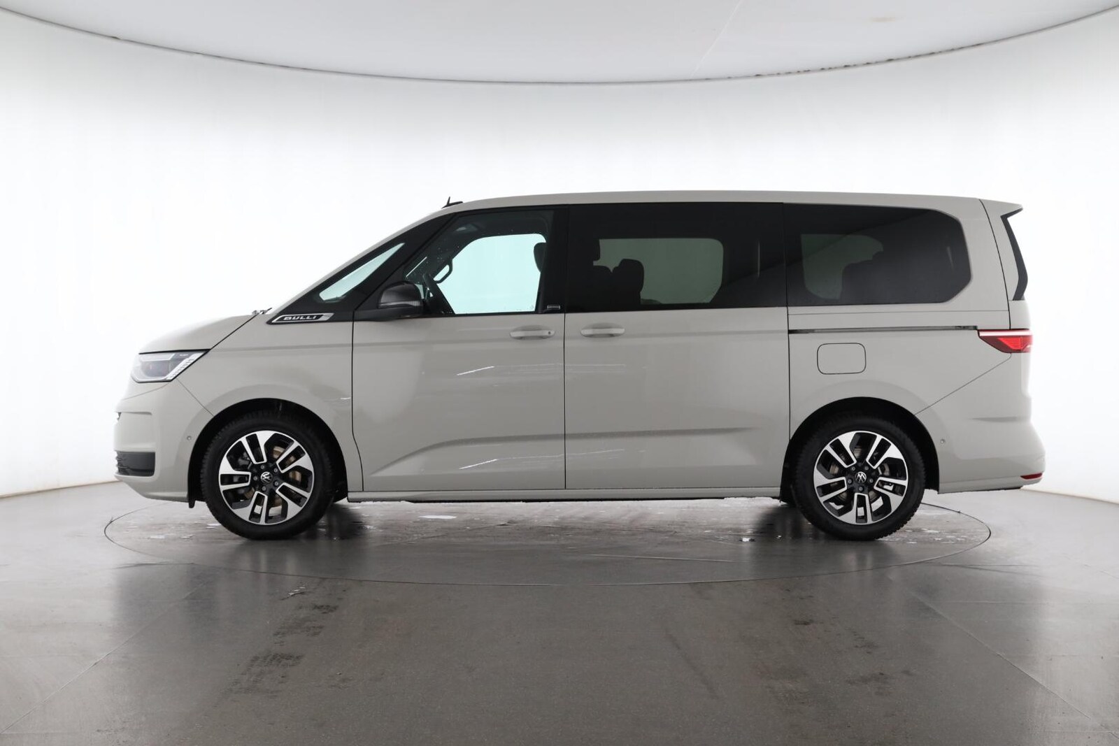 Volkswagen Multivan Langversion – Bild 3
