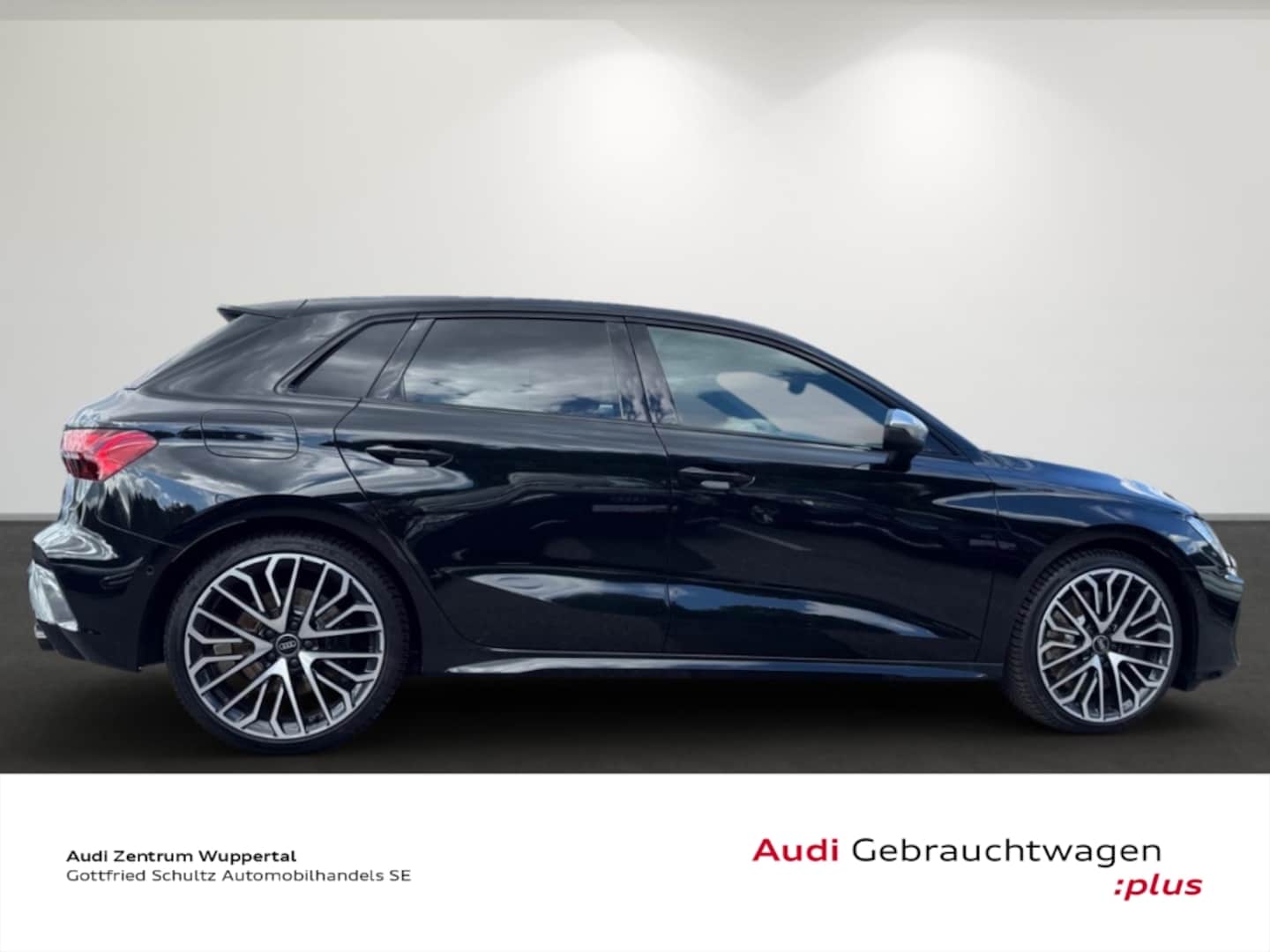 Bild über Audi S3 Sportback TFSI quattro S tronic - für weitere Informationen kontaktieren Sie den Audi Partner