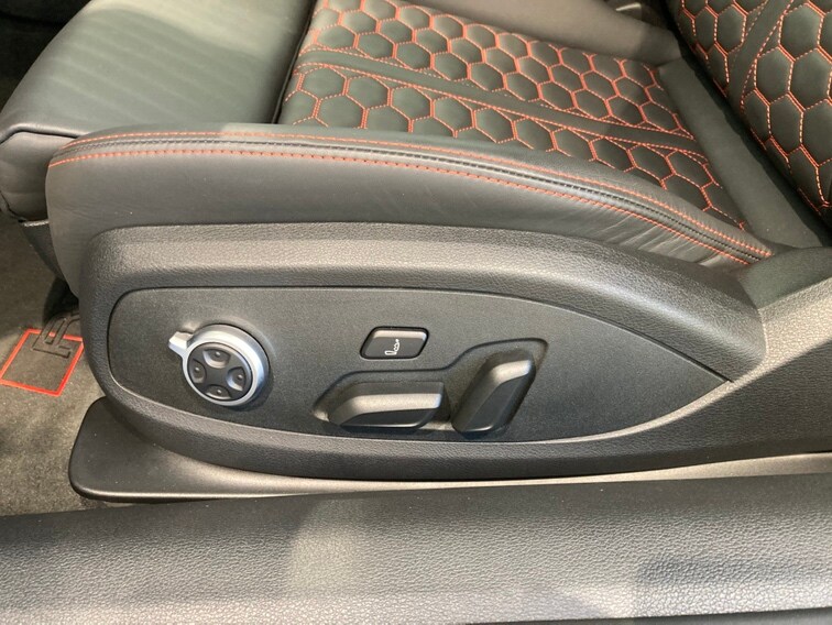 Audi RS 5 Coupé RS 5 Coupé 331(450) kW(PS) tiptronic for more details contact your dealer