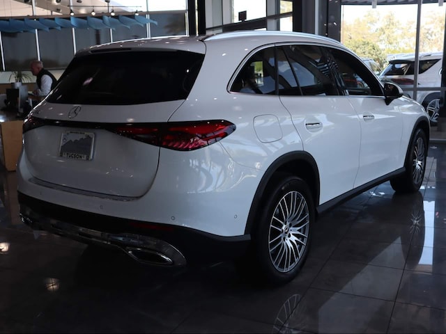 2026 Mercedes-Benz GLC 300