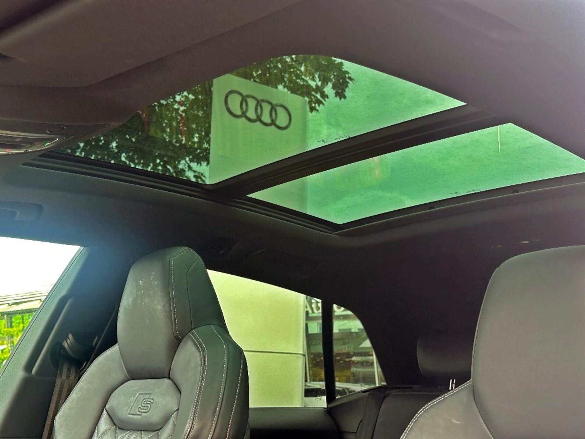 Audi SQ8 SUV