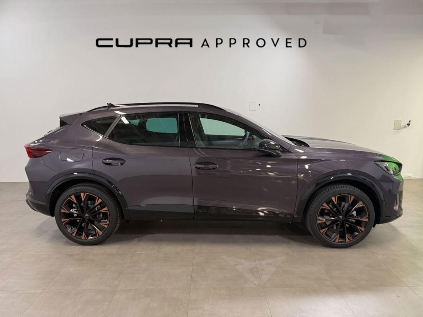 CUPRA Formentor 1.5 TSI e-Hybrid DSG 150 kW (204 CV) — photo 3