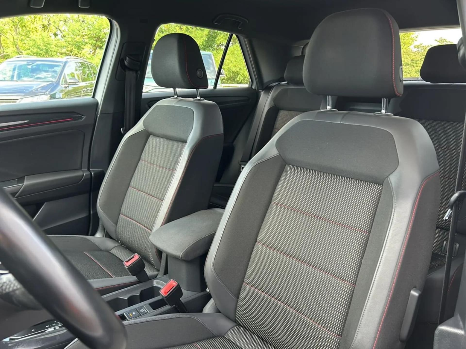 Volkswagen T-Roc Sport