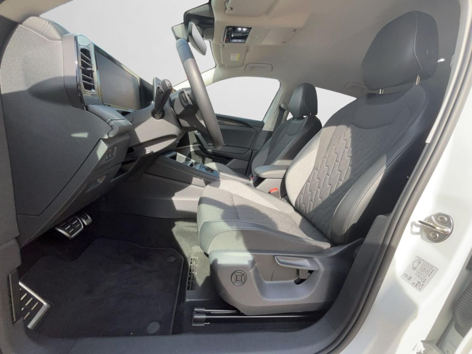 Volkswagen Tiguan – Bild 12