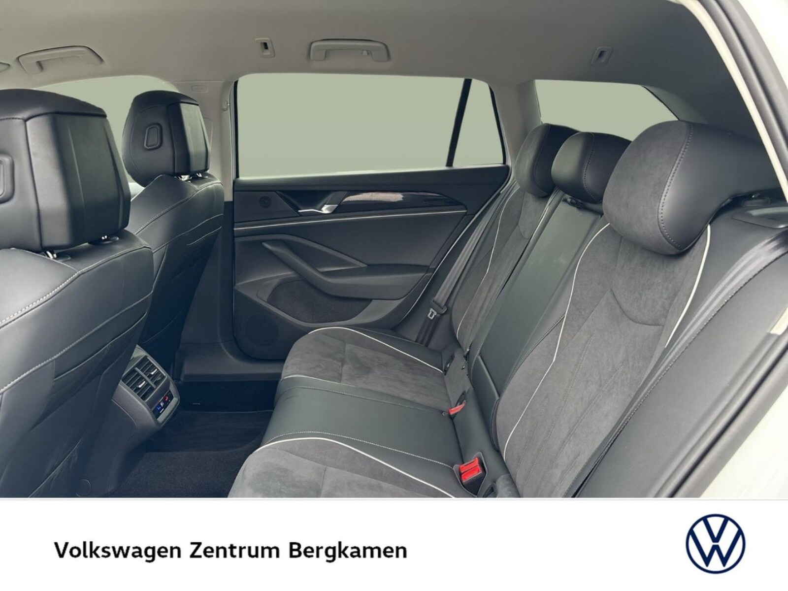 Volkswagen Passat – Bild 9