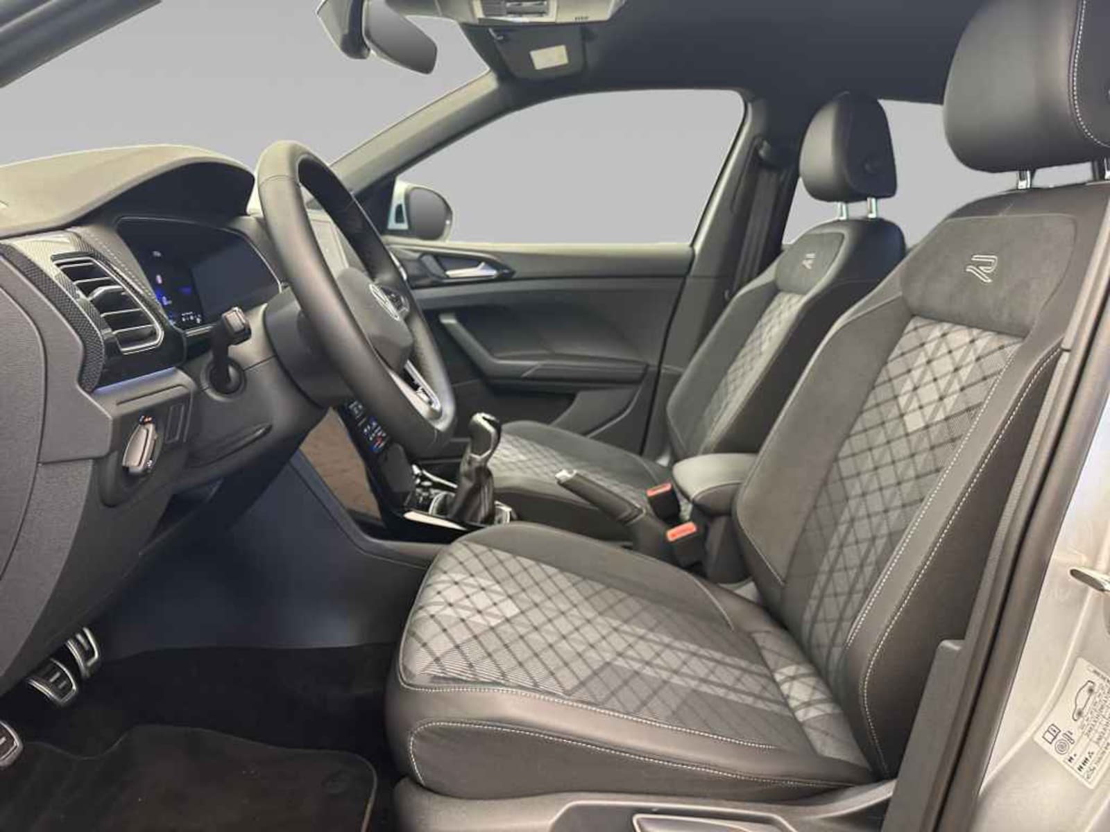 Volkswagen T-Cross – Bild 11