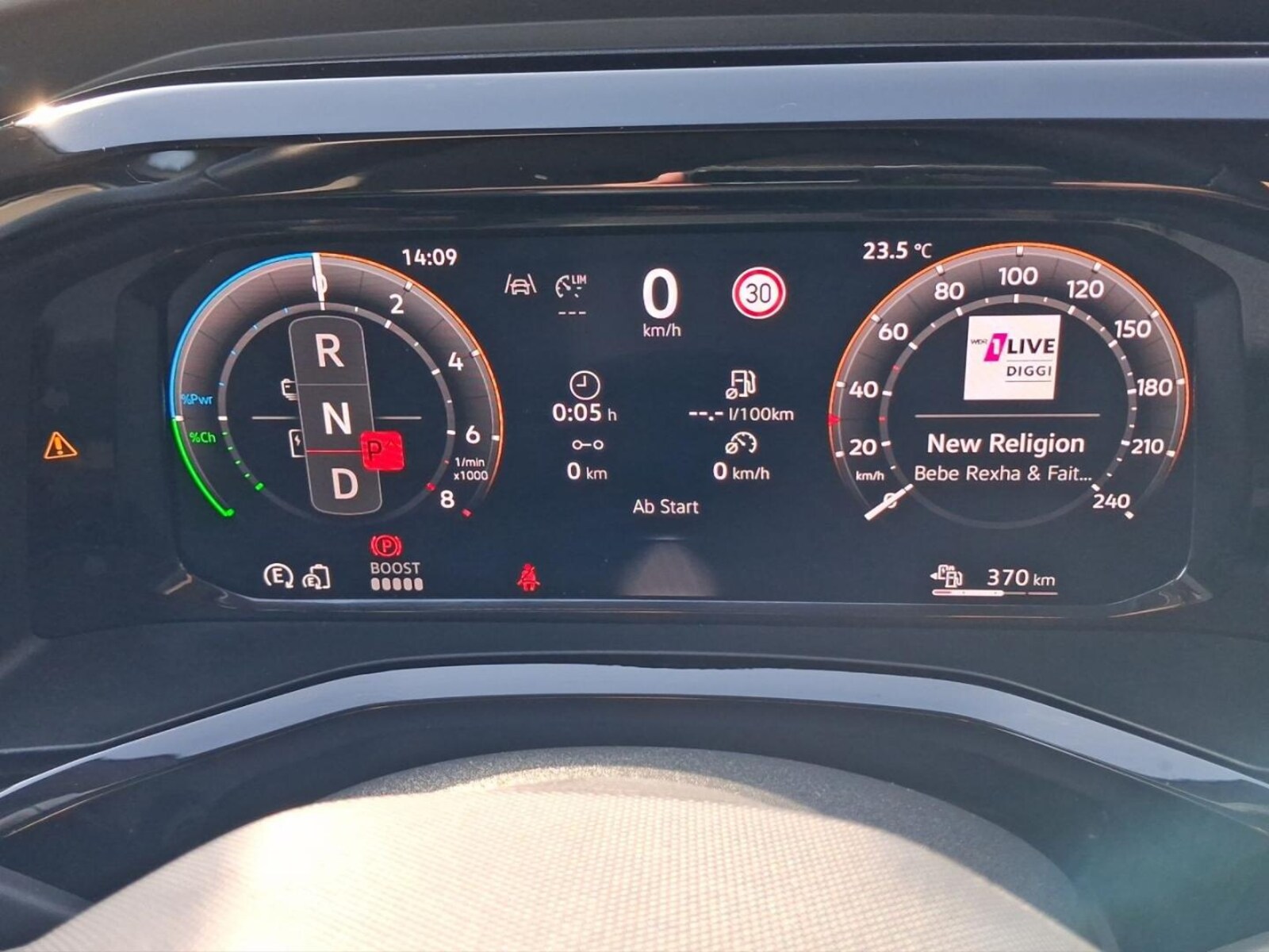 Volkswagen Multivan – Bild 12