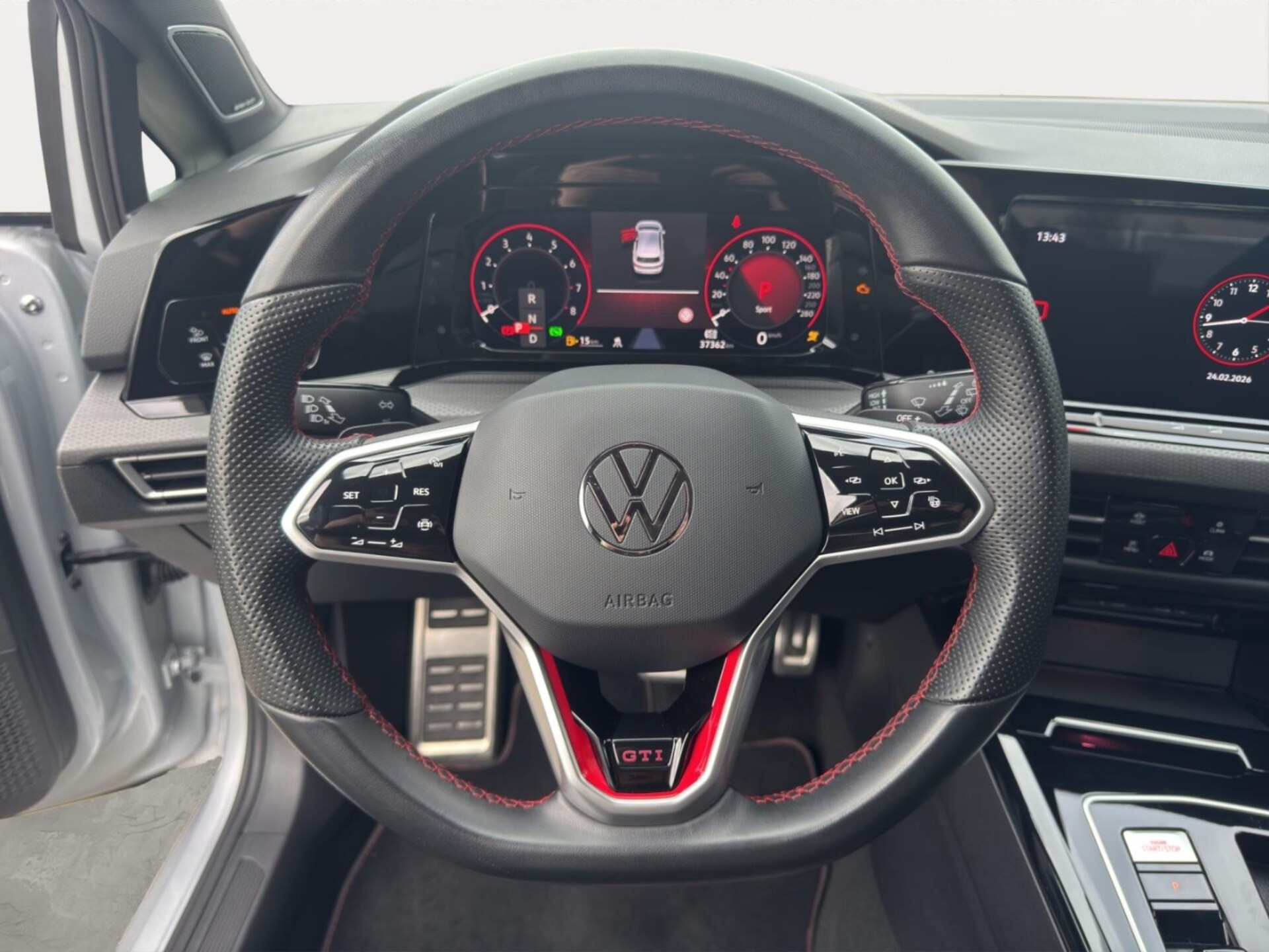 Volkswagen Golf GTI