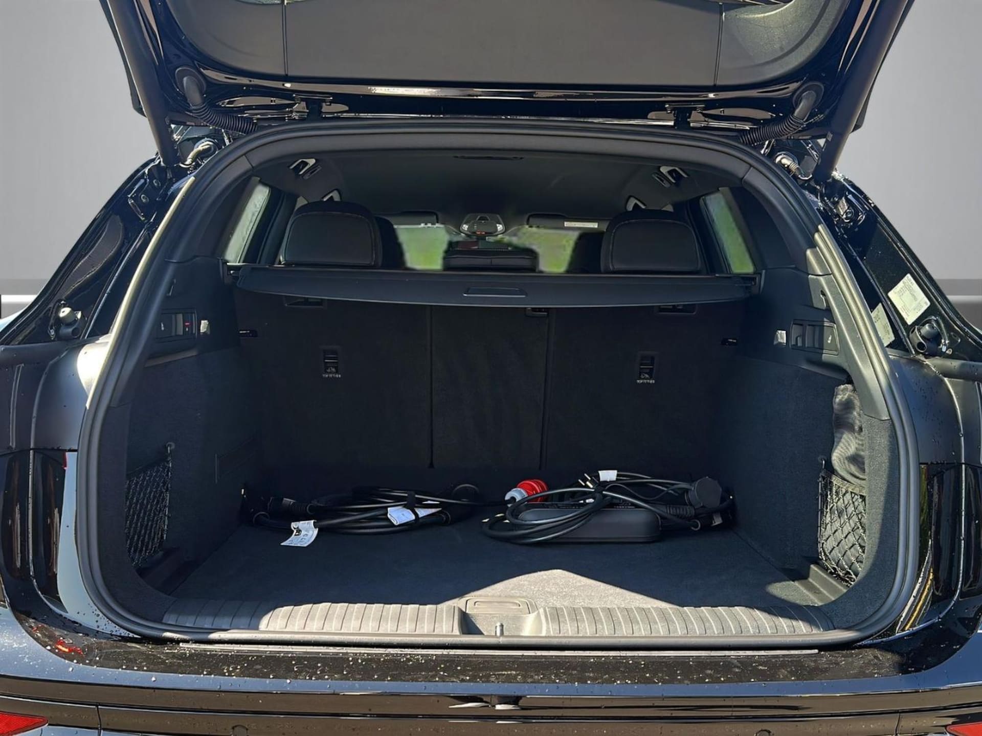 Audi Q6 SUV e-tron