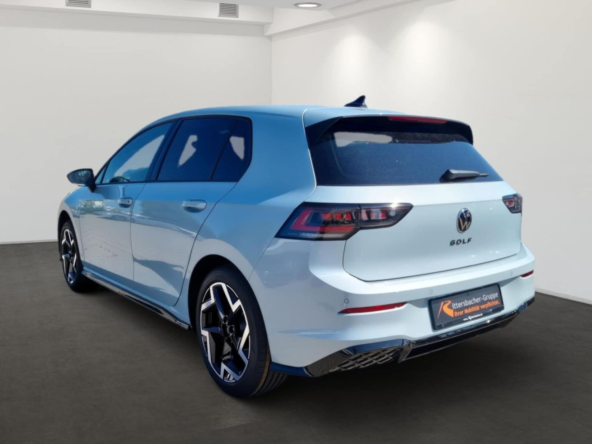Volkswagen Golf R-Line