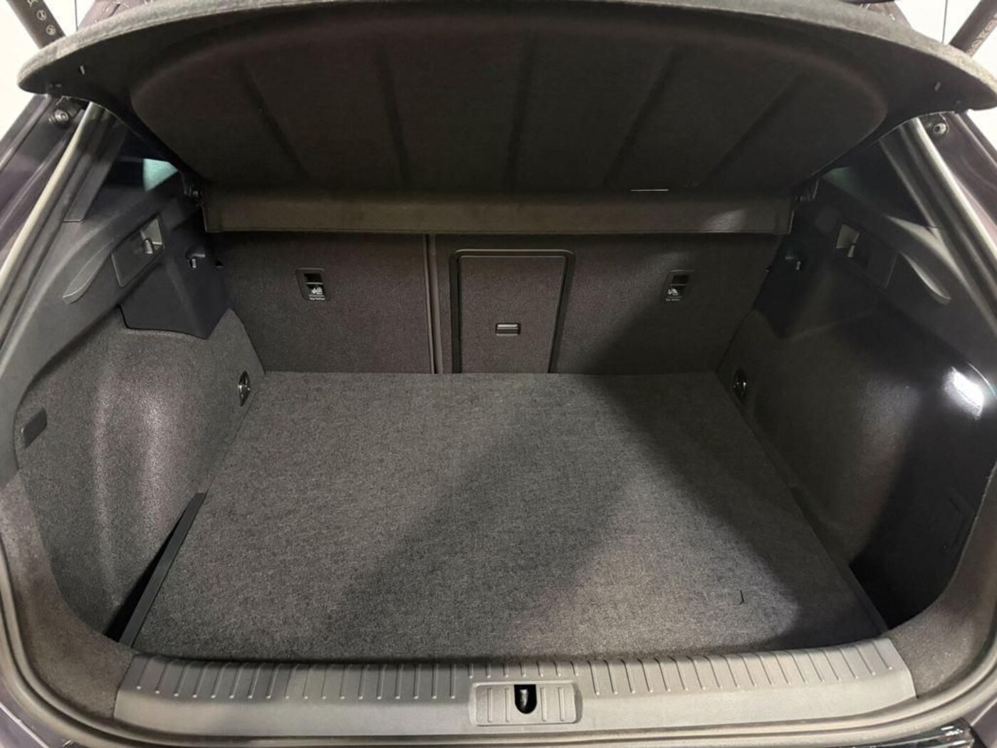 CUPRA Formentor 1.5 TSI e-Hybrid DSG 150 kW (204 CV) — photo 7