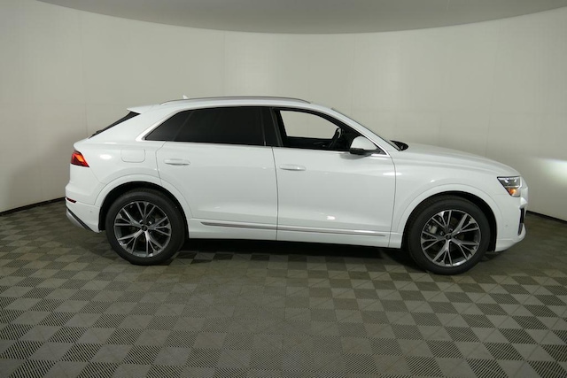 2026 Audi Q8