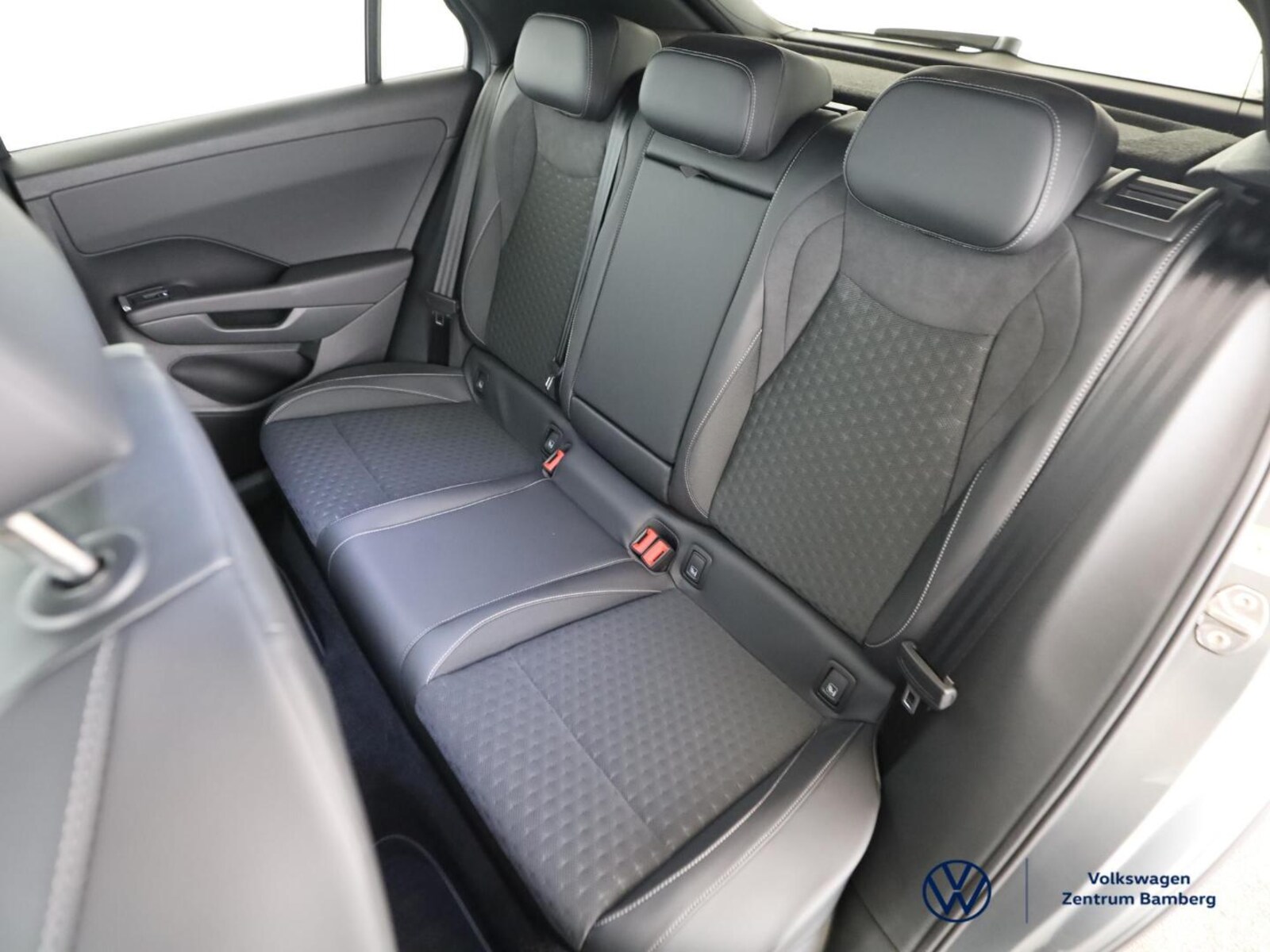 Volkswagen T-Roc – Bild 9