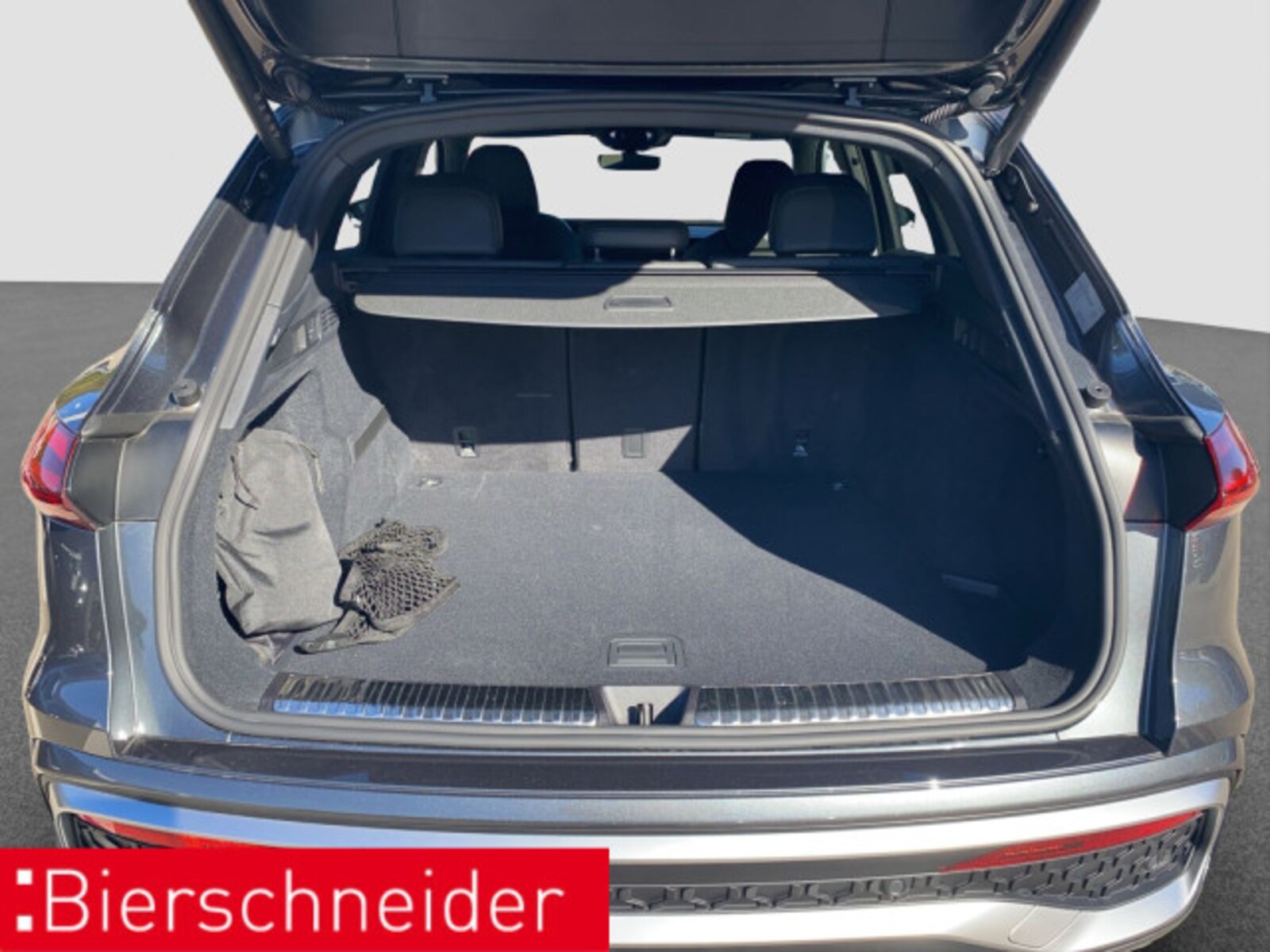 Audi SQ5 – Bild 15