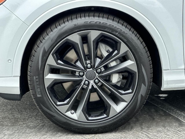 2026 Audi Q7 Premium Plus - Photo 28