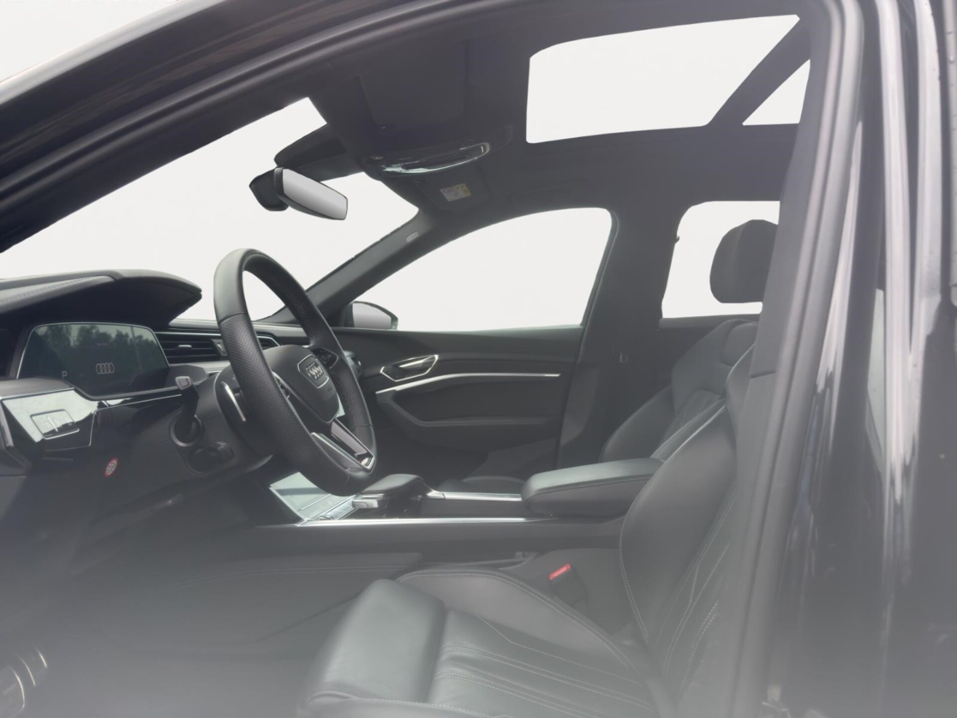 Audi Q8 e-tron S line