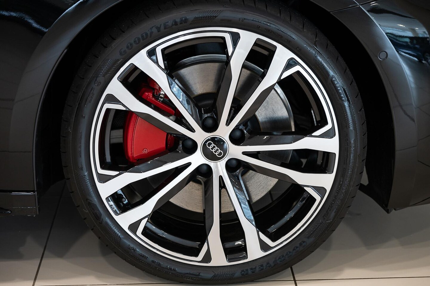 Image about Audi A5 Sedan TFSI e e-hybrid quattro 270 kW S tronic