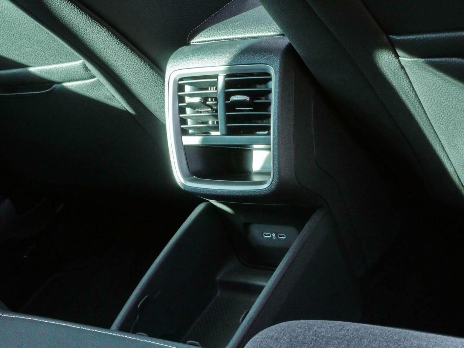 Škoda Octavia Combi – Bild 15