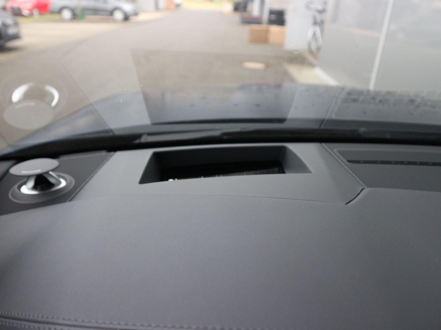 Image about Audi RS 6 Avant performance quattro tiptronic