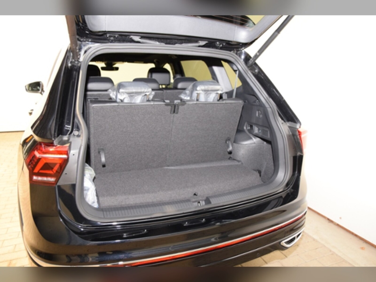 Volkswagen Tiguan Allspace – Bild 8