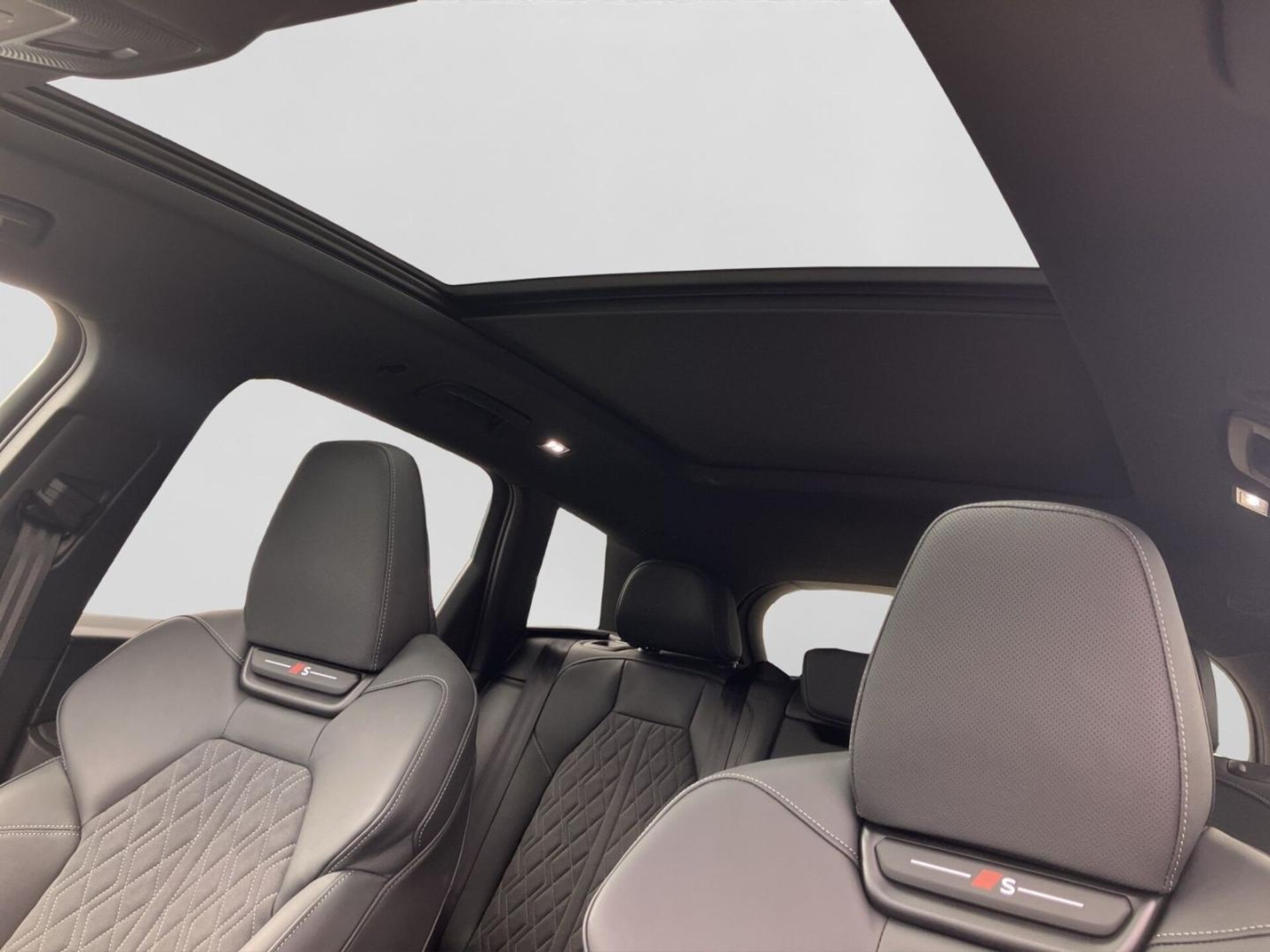 Audi Q6 SUV e-tron