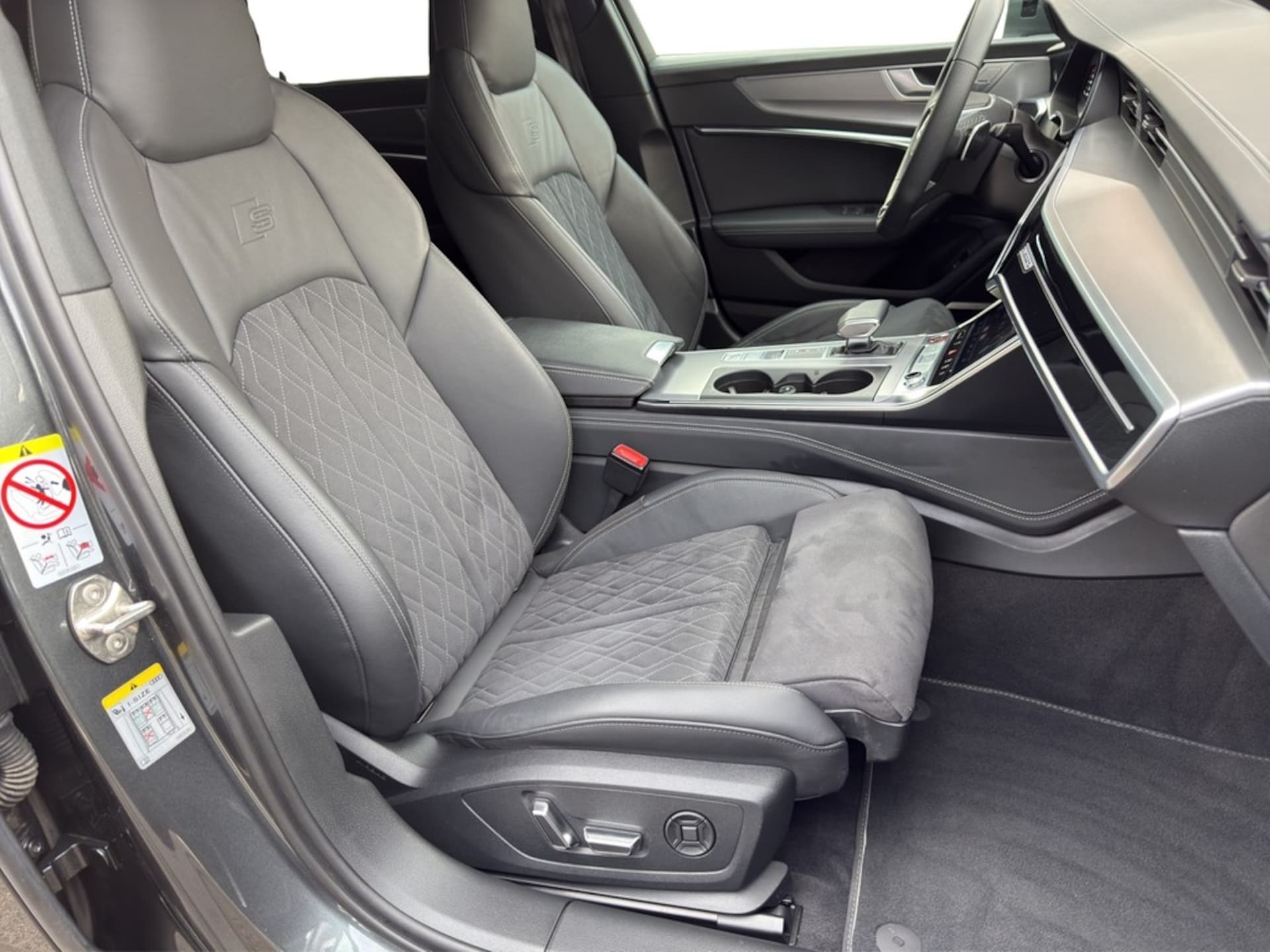 Audi S6 Avant