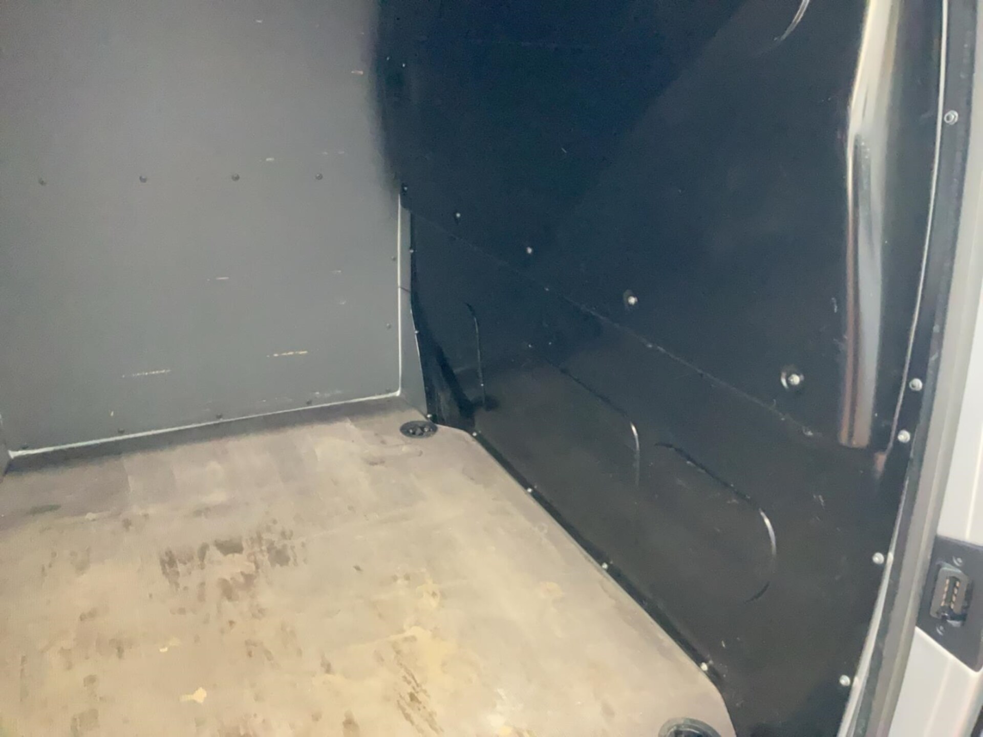 Volkswagen T6.1 Transporter Kasten kurzer Radstand
