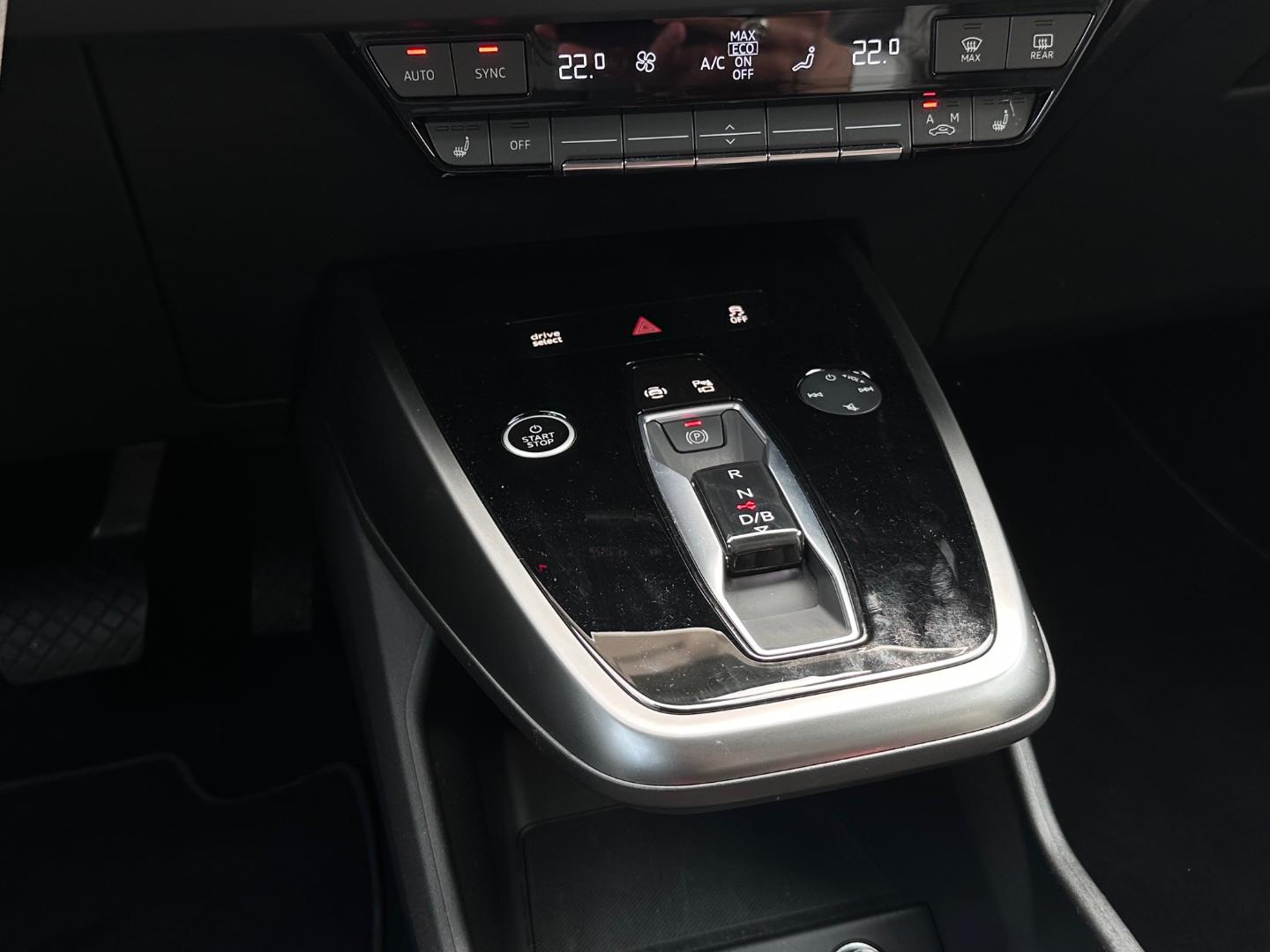 Image about Audi Q4 e-tron 50 e-tron quattro 220,00 kW