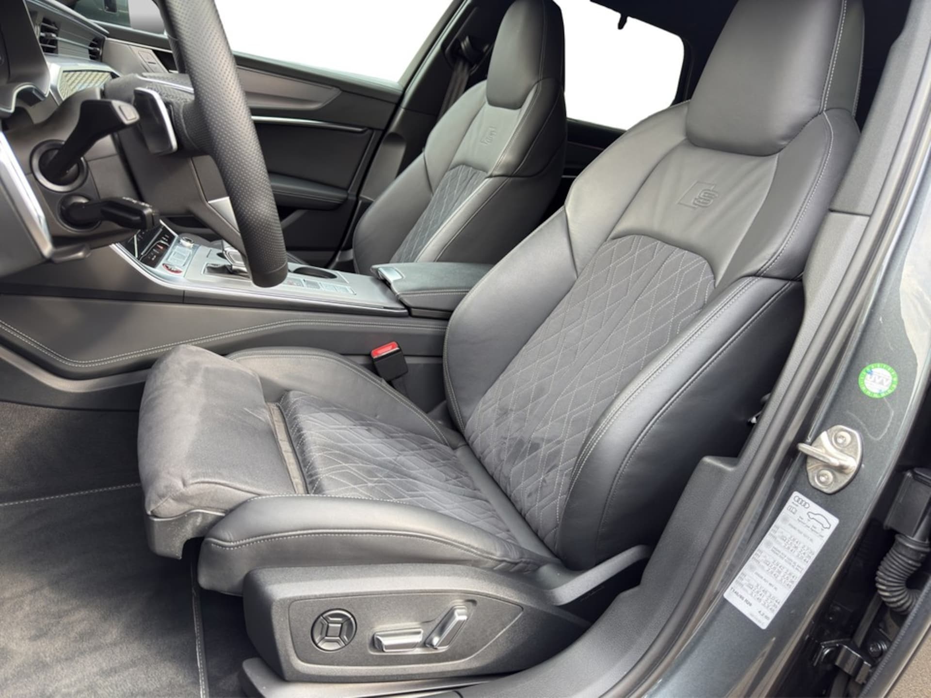 Audi S6 Avant