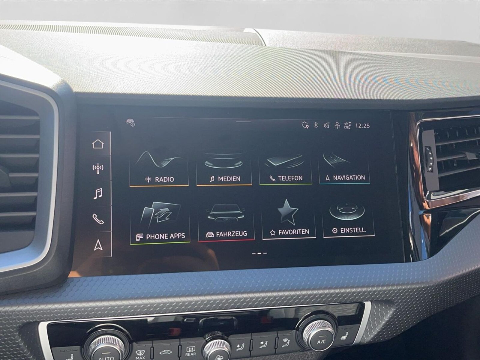 Audi A1 allstreet – Bild 8