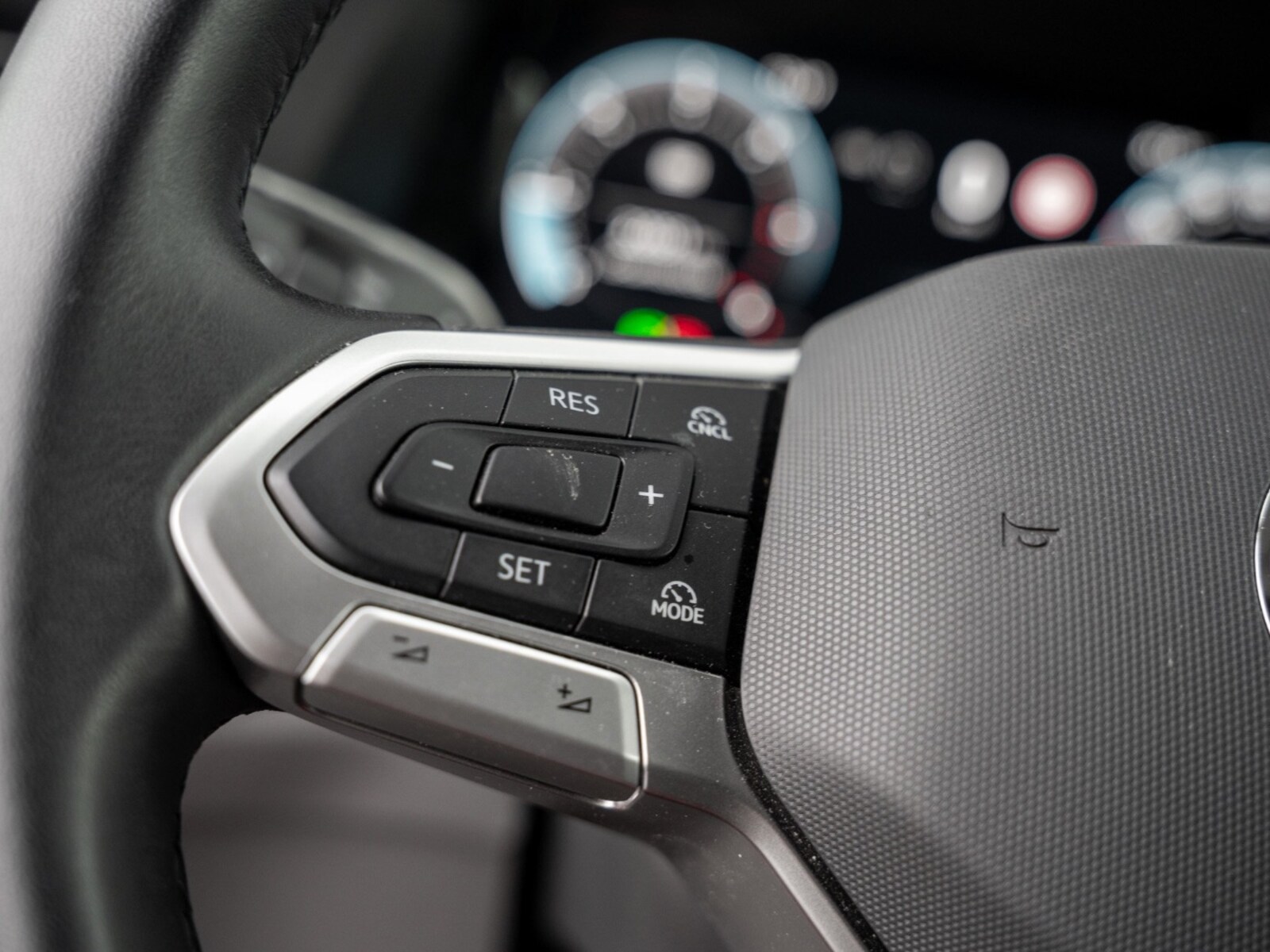 Volkswagen Crafter Kasten langer Radstand – Bild 11