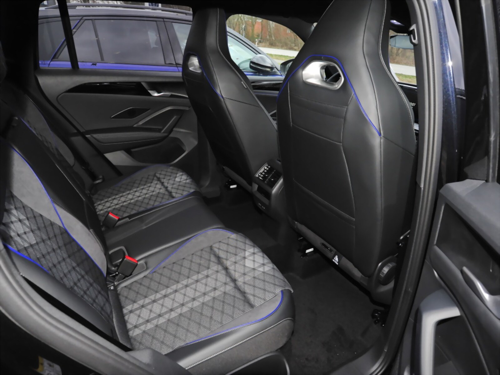 Volkswagen Tiguan – Bild 8