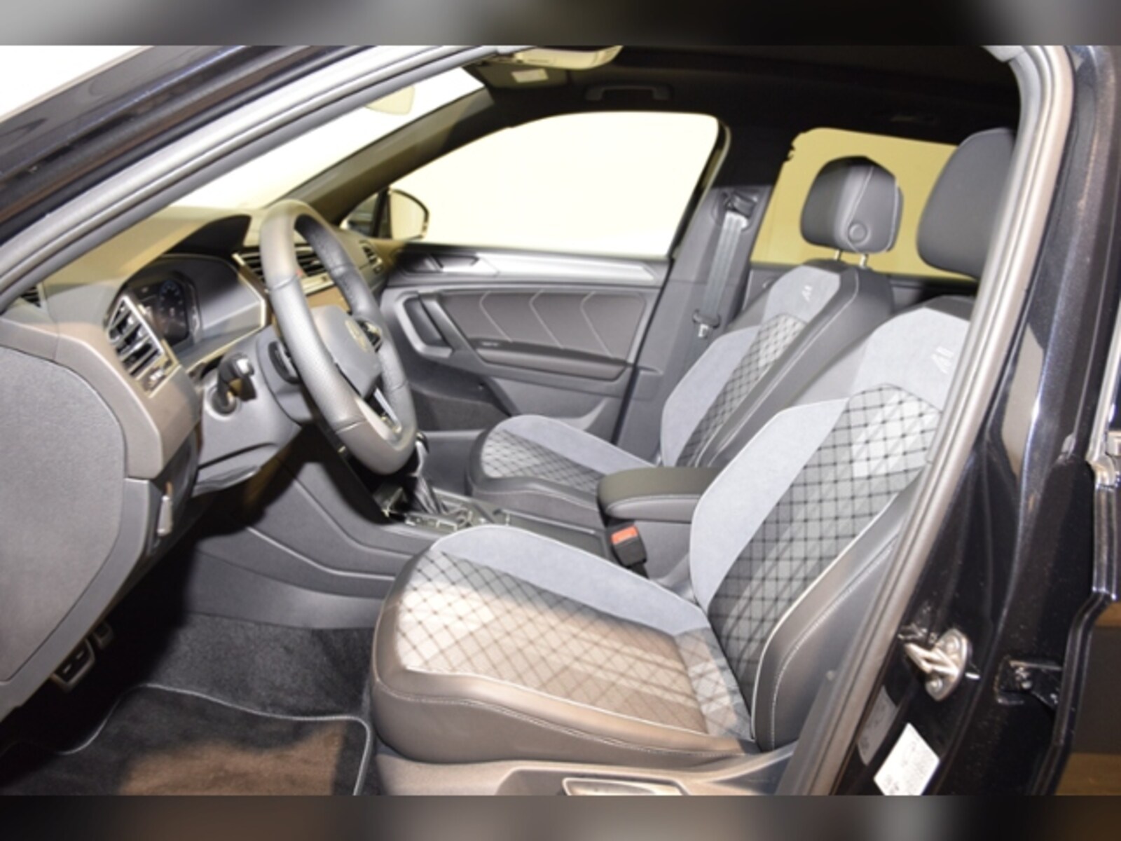 Volkswagen Tiguan Allspace – Bild 10