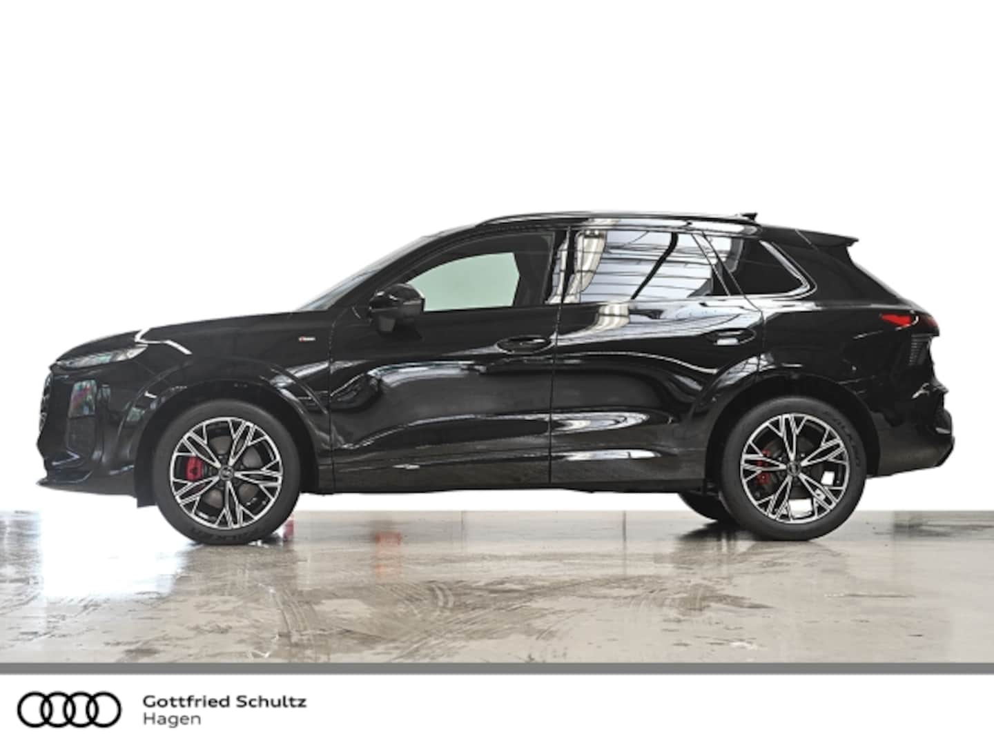 Bild über Audi Q3 SUV TFSI quattro 195 kW S tronic - für weitere Informationen kontaktieren Sie den Audi Partner