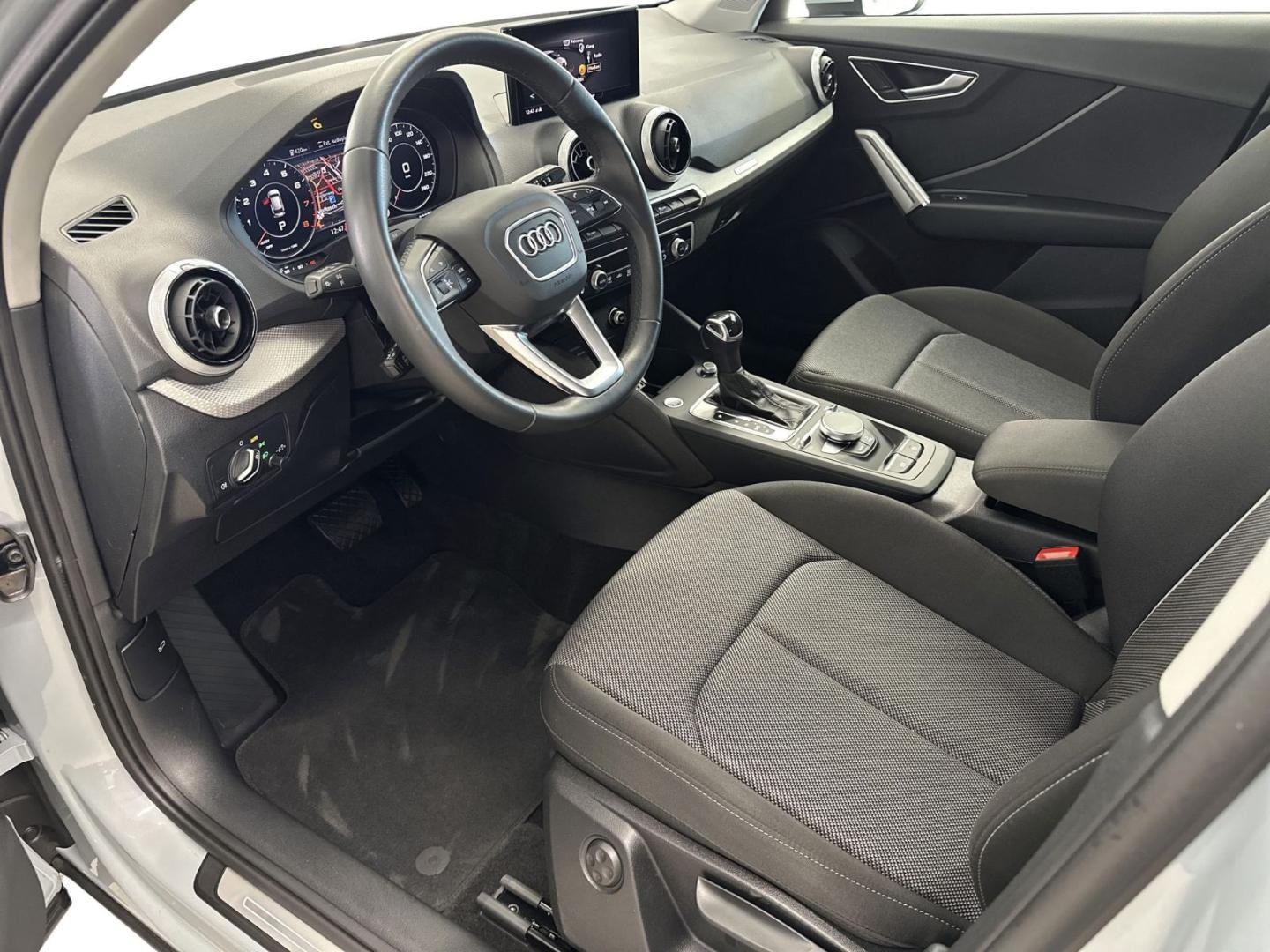 Bild über Audi Q2 S line 35 TFSI S tronic - für weitere Informationen kontaktieren Sie den Audi Partner