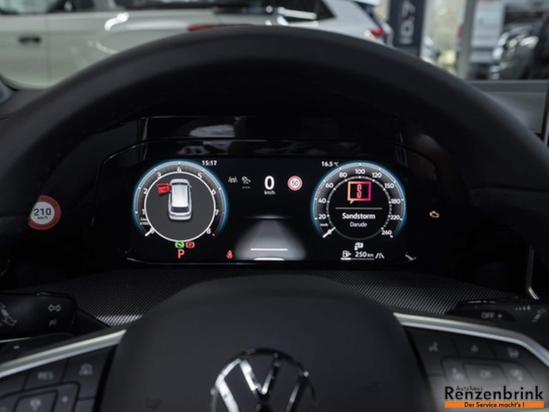 Volkswagen Golf Variant R-Line