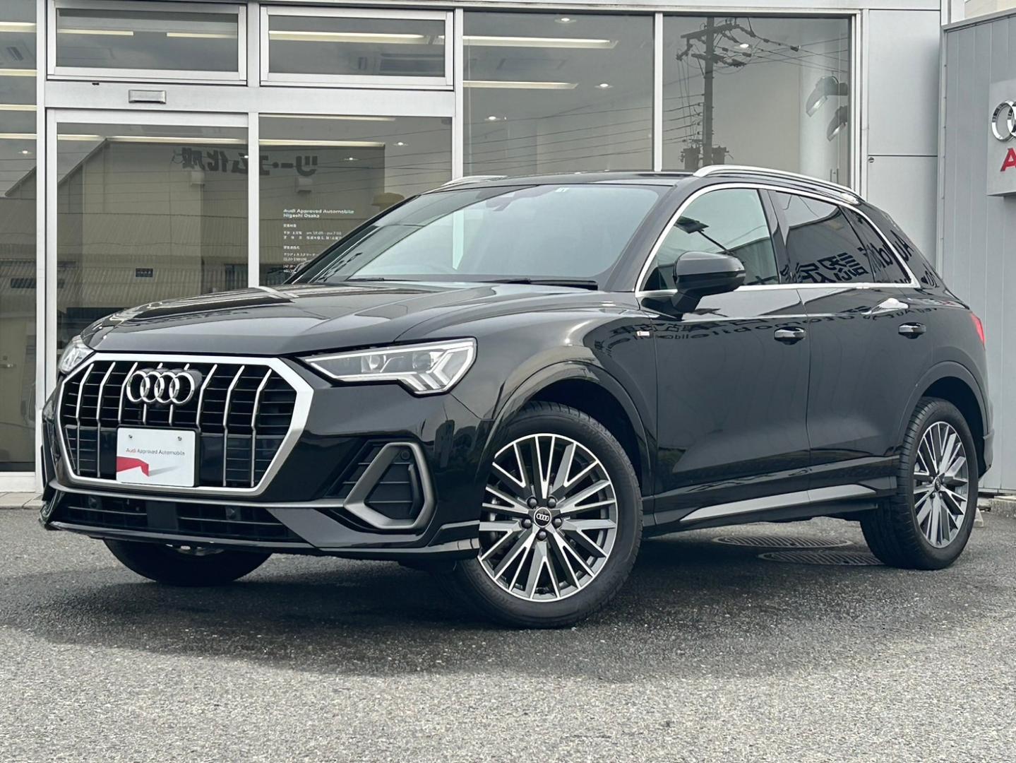 Image about Audi Q3 35 TFSI S line
