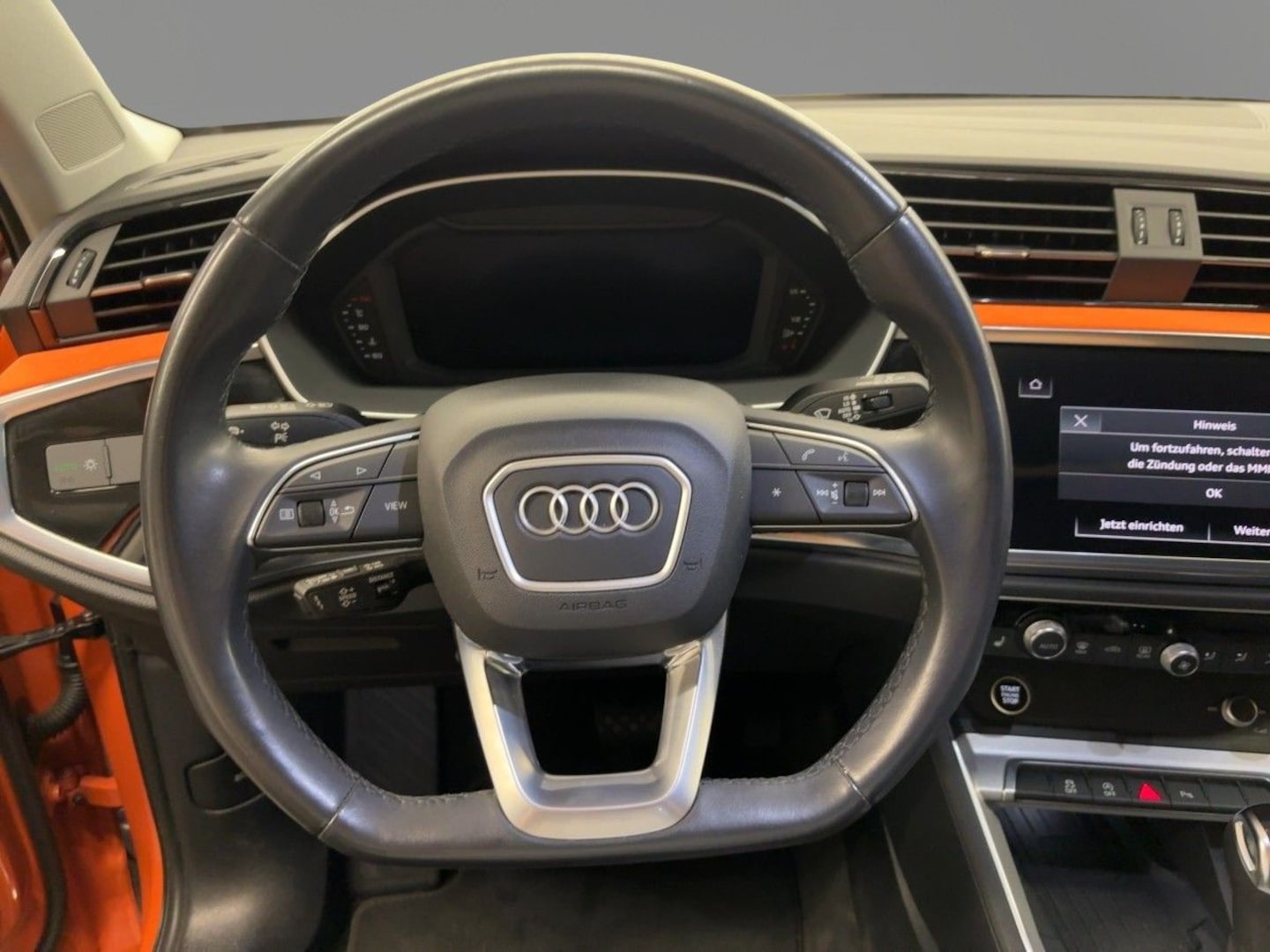 Bild über Audi Q3 advanced 35 TFSI S tronic - für weitere Informationen kontaktieren Sie den Audi Partner