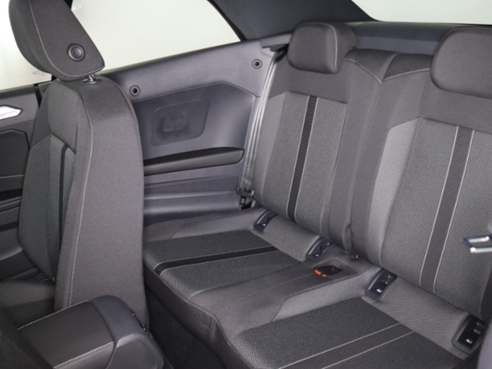 Volkswagen T-Roc Cabriolet – Bild 12
