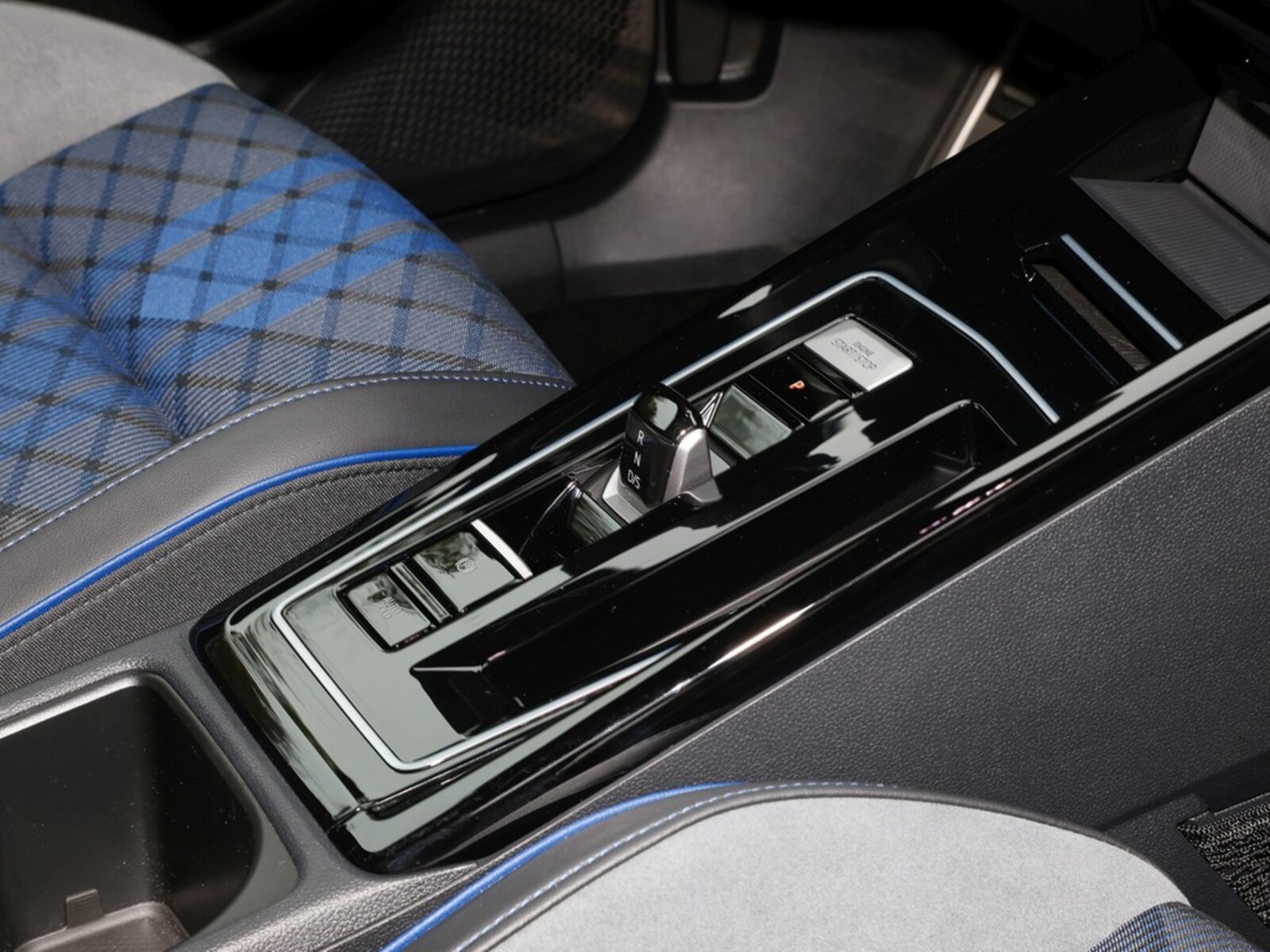 Volkswagen Golf Variant – Bild 9