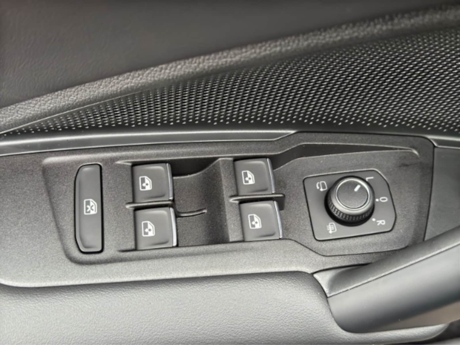 Volkswagen Tiguan – Bild 12