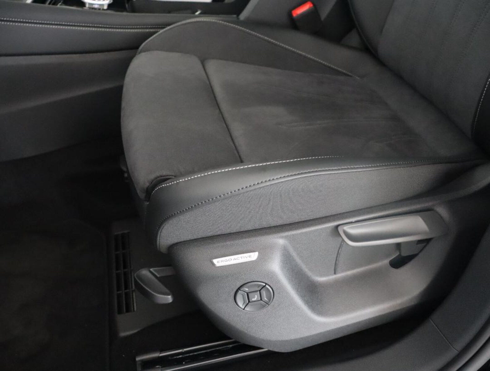 Volkswagen Tiguan – Bild 9