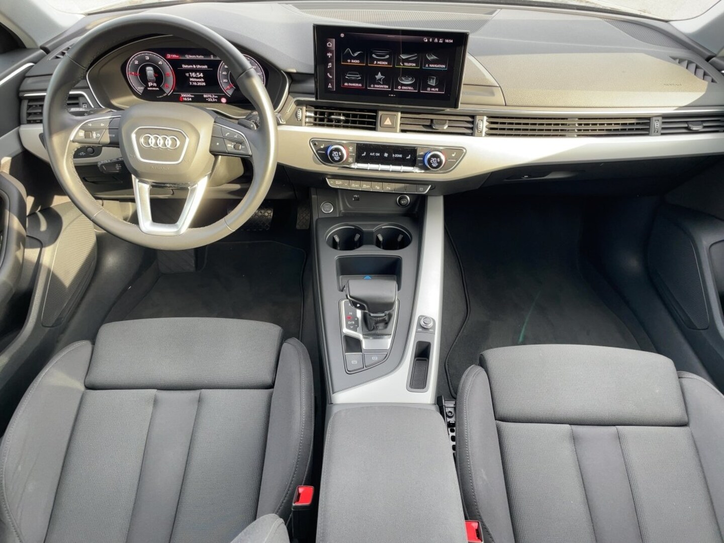 Bild über Audi A4 Avant advanced 35 TDI S tronic - für weitere Informationen kontaktieren Sie den Audi Partner