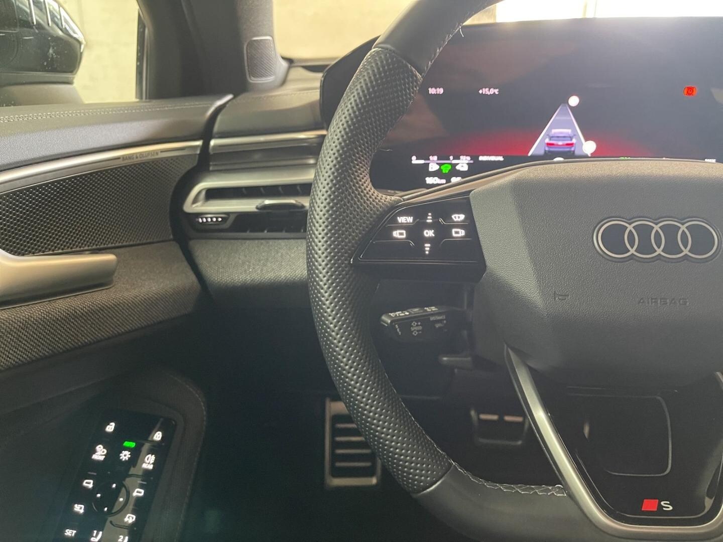 Bild über Audi A6 Avant e-hybrid e-hybrid quattro 220 kW S tronic - für weitere Informationen kontaktieren Sie den Audi Partner