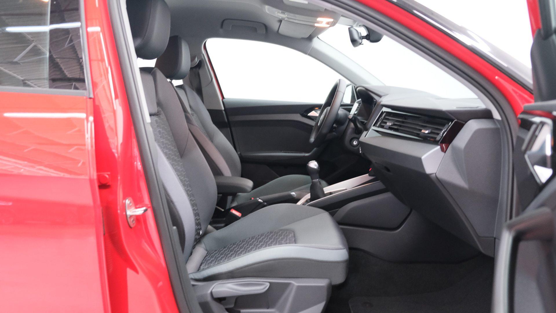 Image about Audi A1 Sportback Adrenalin edition 30 TFSI 81 kW (110 CV) 6 vel.