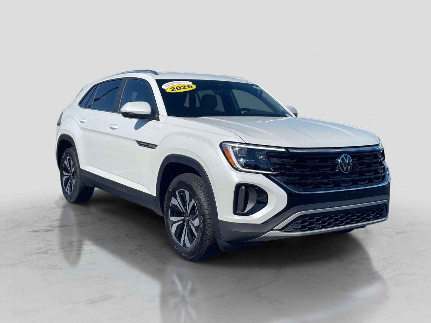 2026 Volkswagen Atlas Cross Sport 2.0T SE's photo